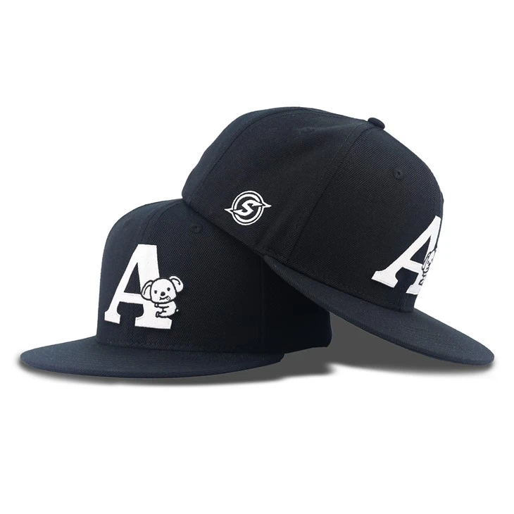 Koala izšūšanas modeļa snapback vāciņš